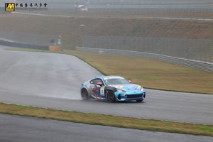 GR86 / BRZ組