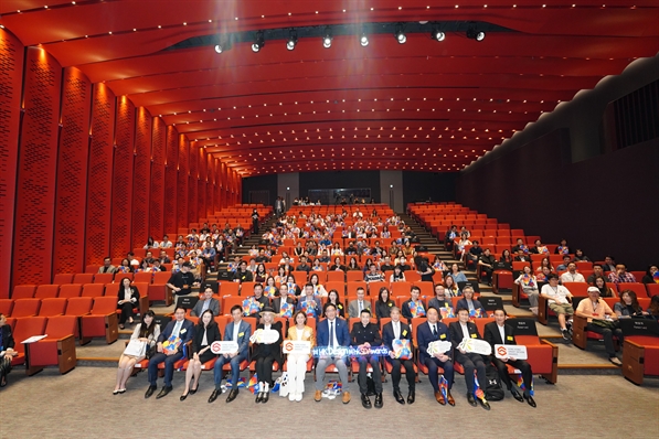 【GIORMANI 茲曼尼LAPUTA梳化榮獲「香港智營設計大賞」的「智能家居設計金獎」！】