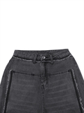  Contrasting-Panels Jeans