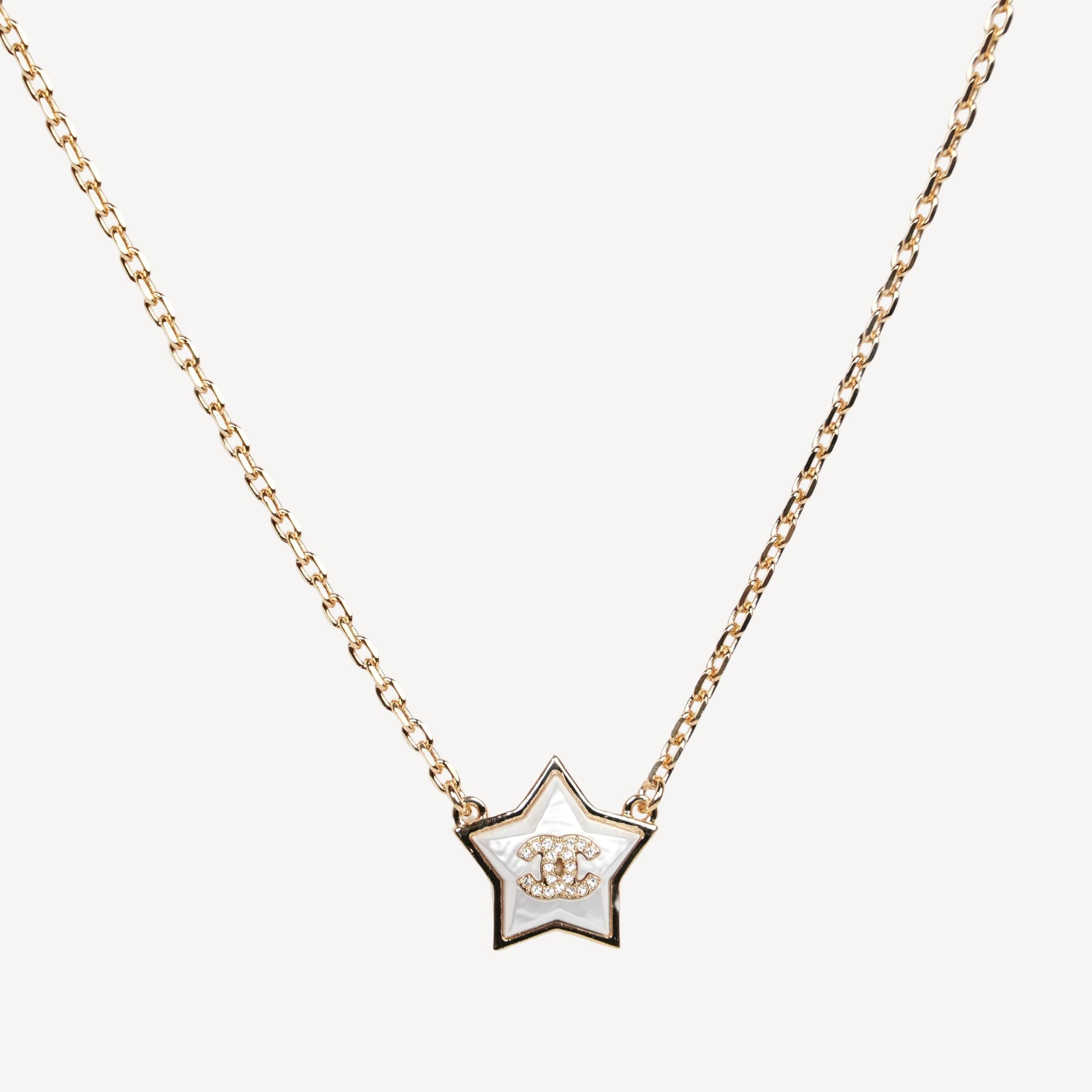 Chanel 贝母白色星形CC Logo金色项链 ABC405