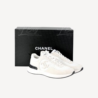 Chanel CC Logo Net Surface White Sneakers G38803