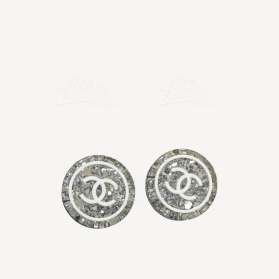 Chanel black and white CC LOGO round earrings ABF118